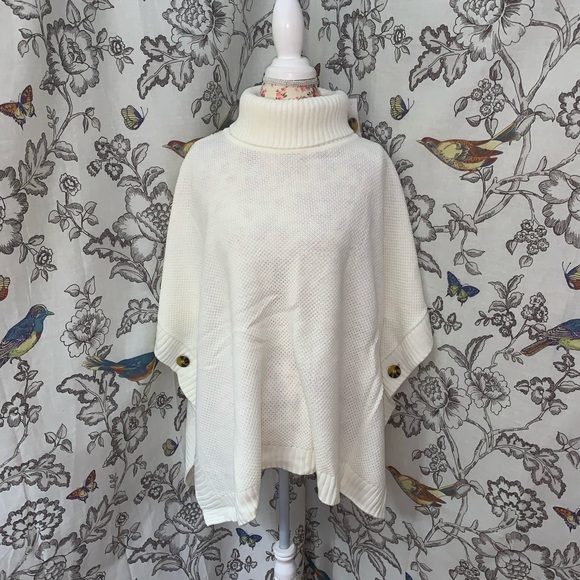 LOFT ❄️NWTs❄️Turtleneck Button Poncho - Picture 2 of 6